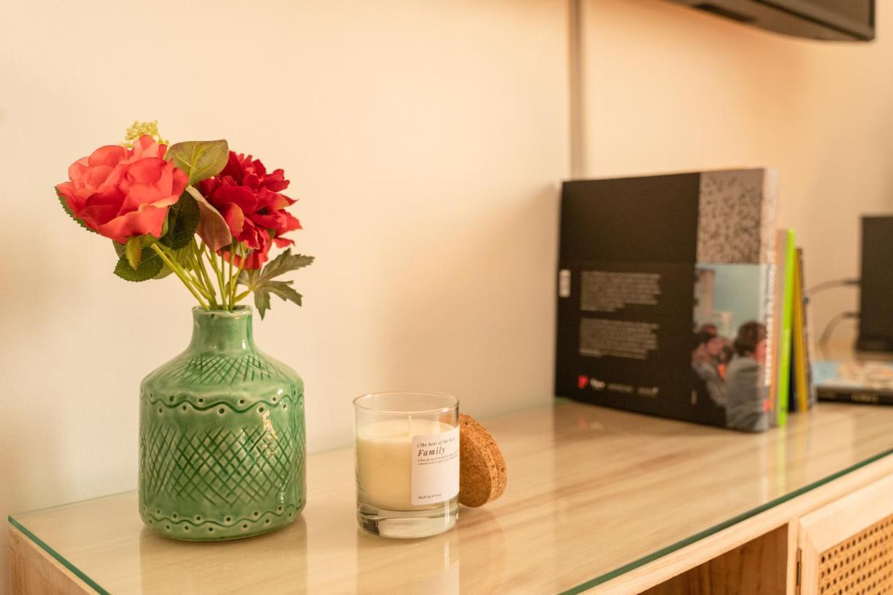Your New Home In Lisbon - Ac And Fast Wi-Fi Luaran gambar